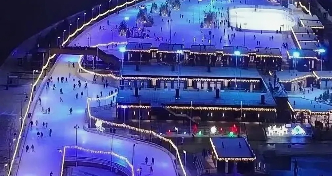 И правда огромный! 