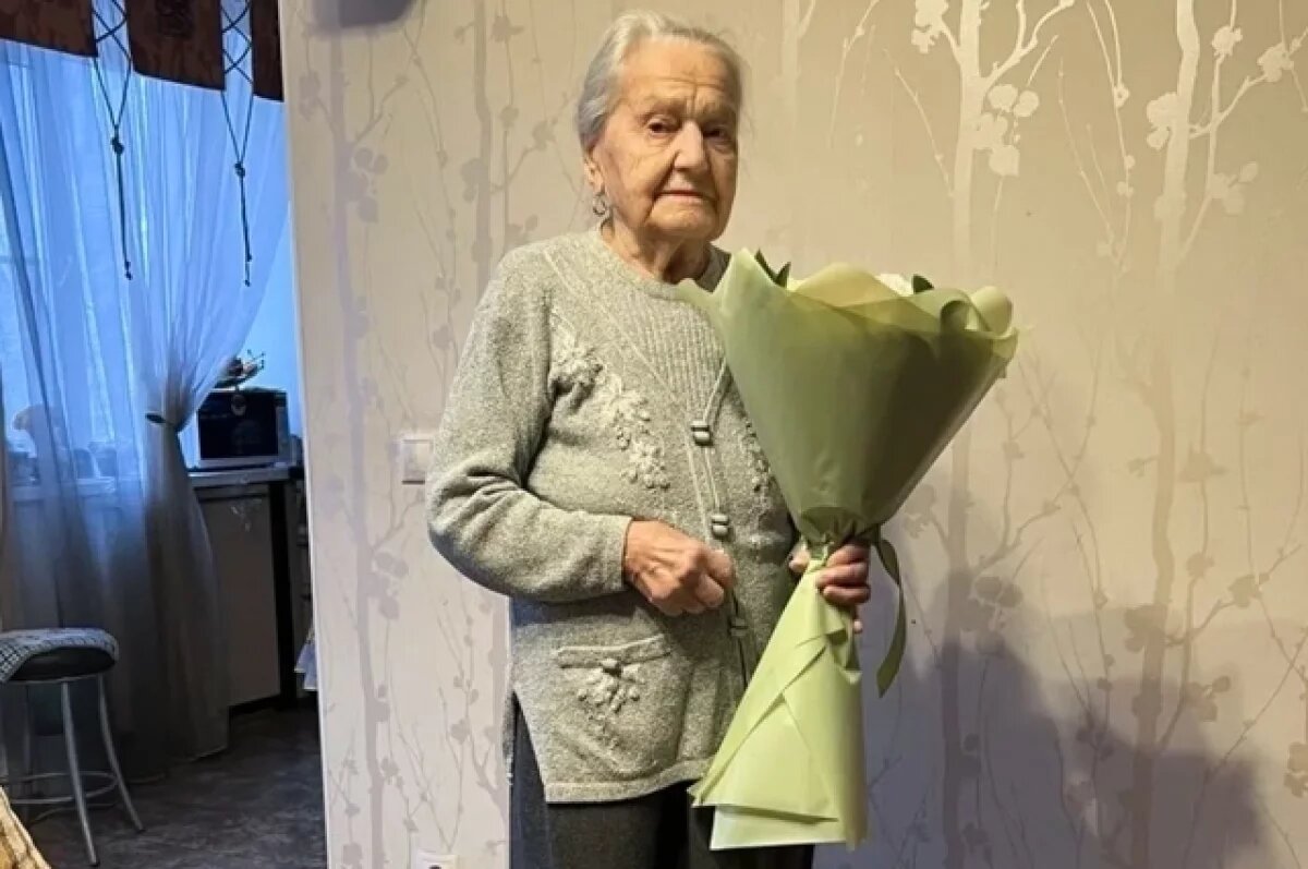    В Твери вековой юбилей отмечает труженица тыла Зоя Новикова