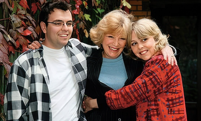    Ольга Остроумова с детьми: сыном Михаилом и дочерью Ольгой.