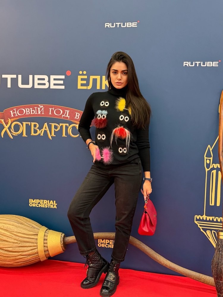 Листайте вправо, чтобы увидеть больше изображений