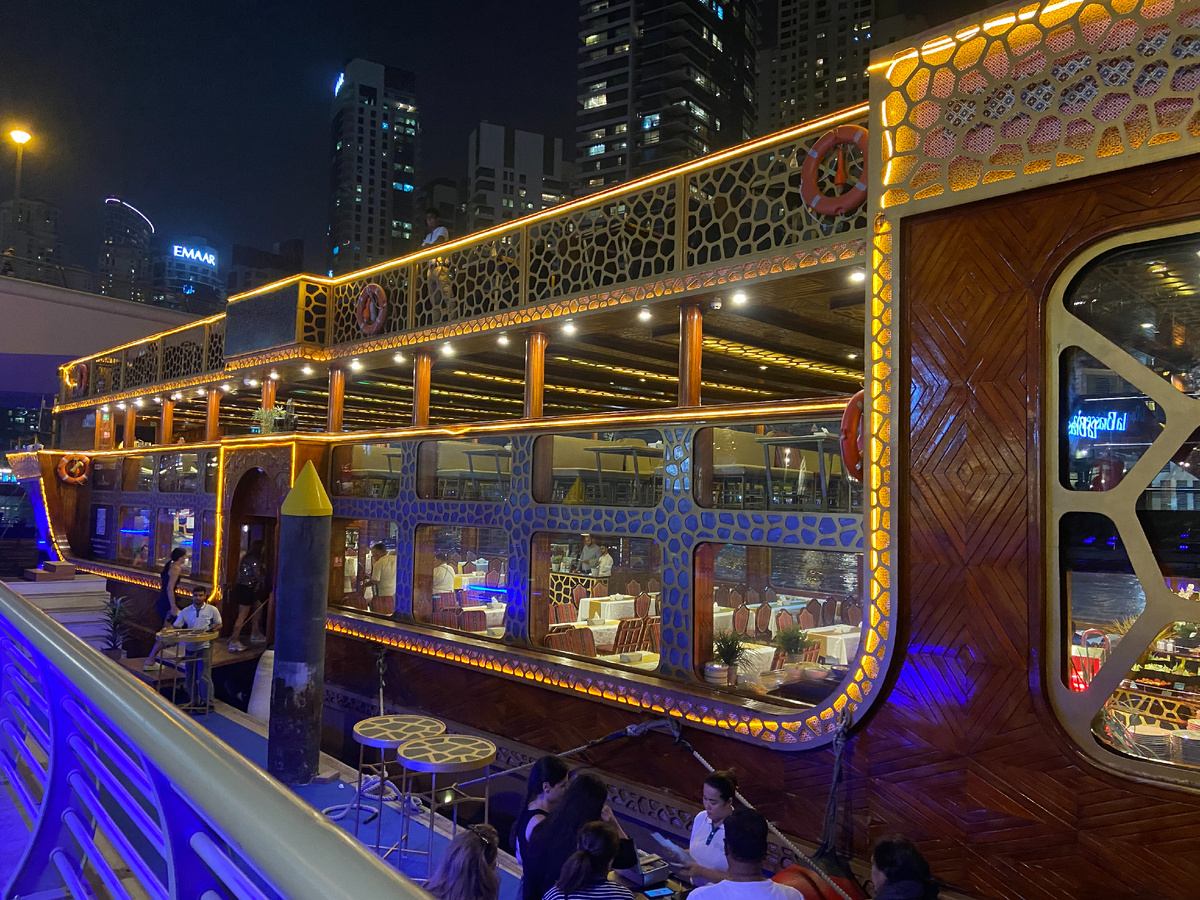 Ну вот вроде как началась посадка на лодку