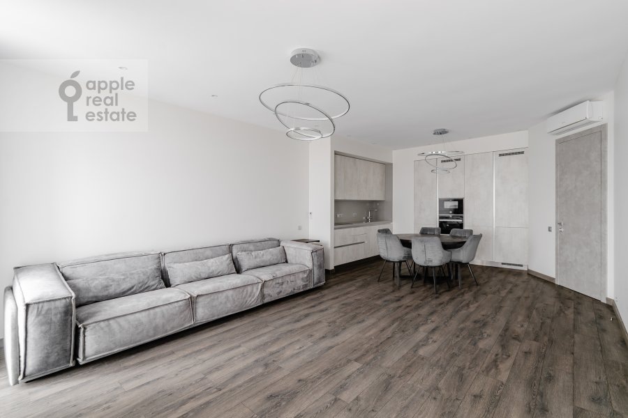 Фото из архива Apple Real Estate