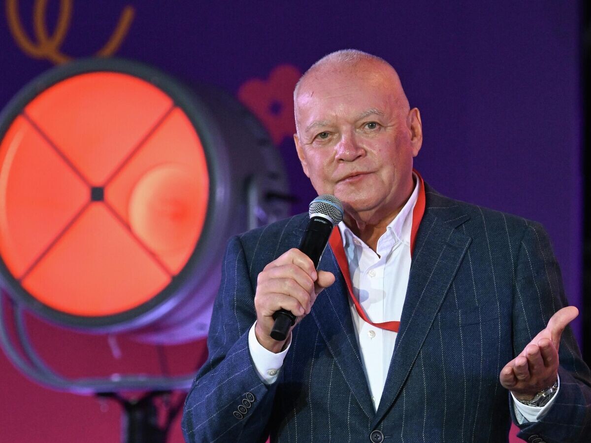    Генеральный директор медиагруппы "Россия сегодня" Дмитрий Киселёв на II Международном джазовом фестивале "Геленджик-молодое" | © РИА Новости / Максим Блинов