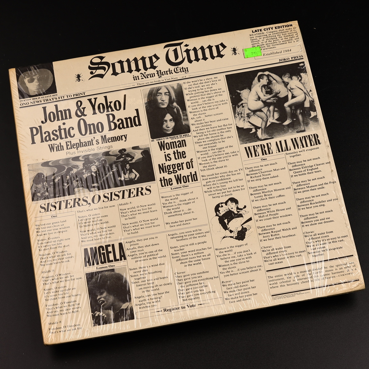 Обложку оставил в шринке , не стал снимать.