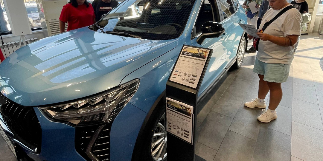 Автосалон не сможет навязать страховку и допуслуги. Секрет — в одной фразе