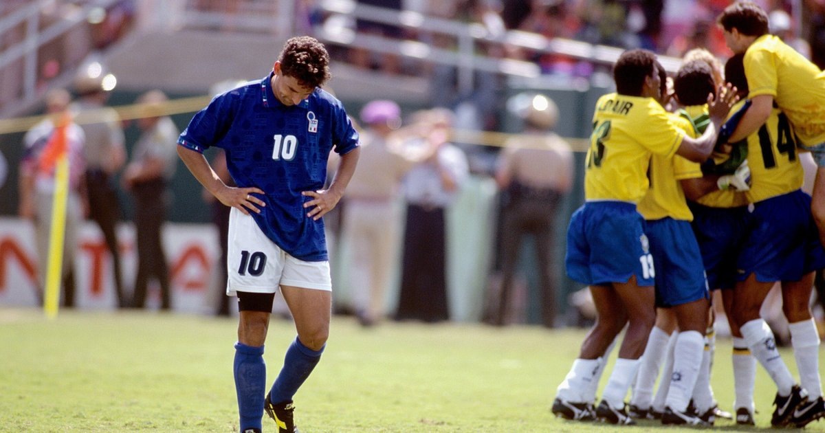 Роберто Баджо опечален после решающего промаха