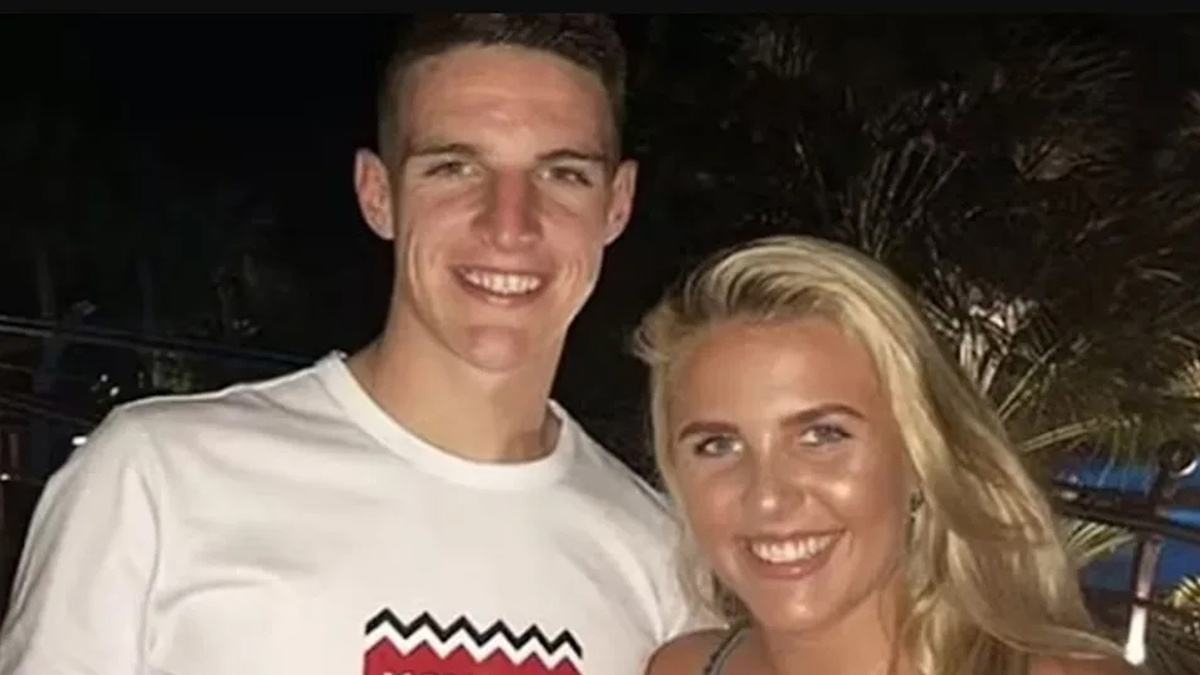 Деклан и Лорен в юности