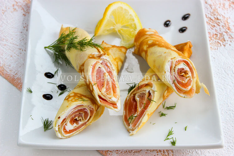 Блины с лососем и сливочным сыром