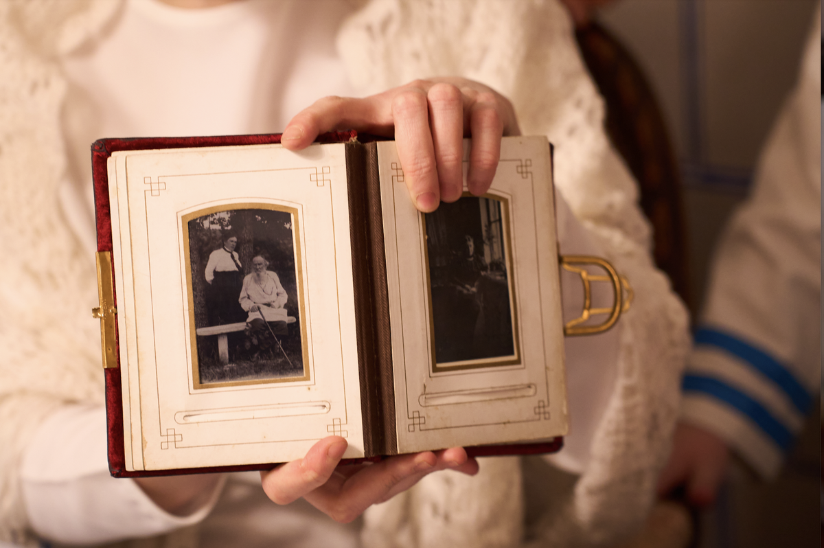 Камерная Елка "Новогоднее чудо в Хамовниках"