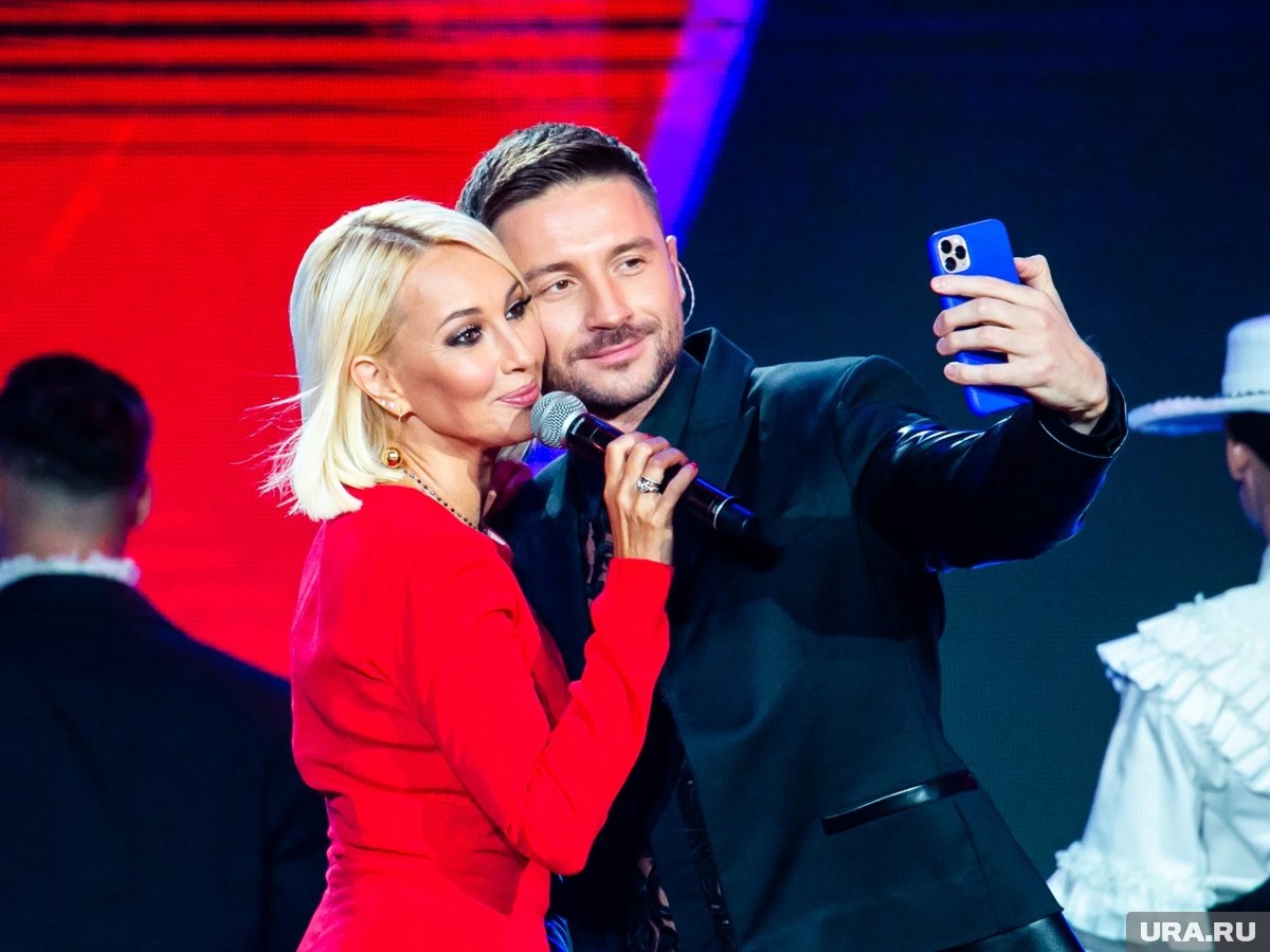     «Шоу Аватар» — российское музыкальное телешоу от создателей шоу «Маска»