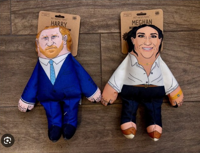 Гарри и Меган в виде игрушек для собак - продаются такие игрушки в британских зоомагазинах