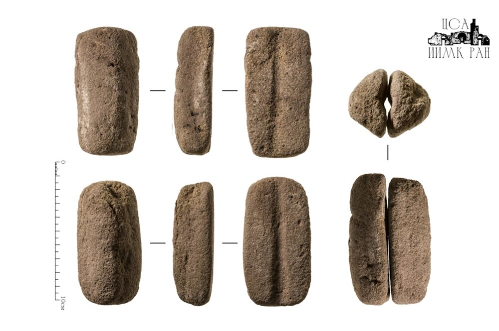    Выпрямитель древков стрел. Фото: Центр спасательной археологии Института истории материальной культуры РАН.