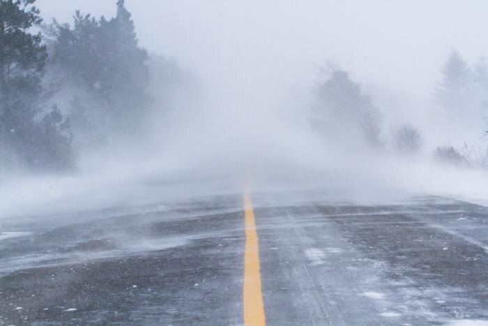 Обложка © Shutterstock / FOTODOM / Thomas B Lee