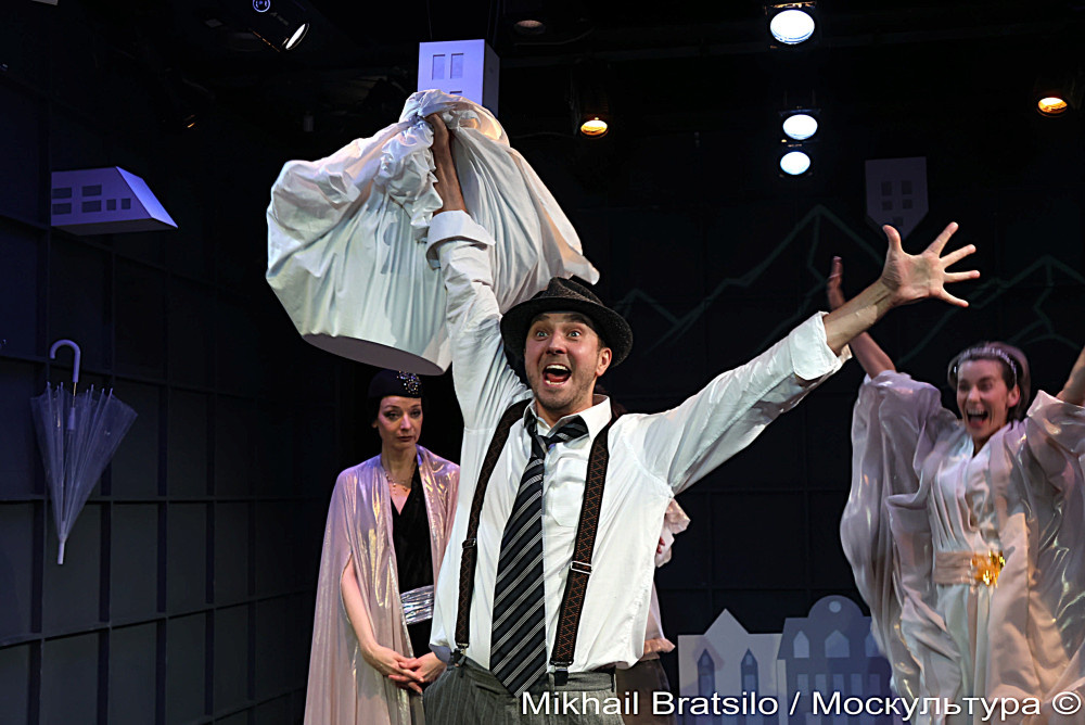 Фея Печали  - Ольга Соколовская, Мистер Кнапп - Антон Шурцов, Фея Счастья  - Елена Лотова
