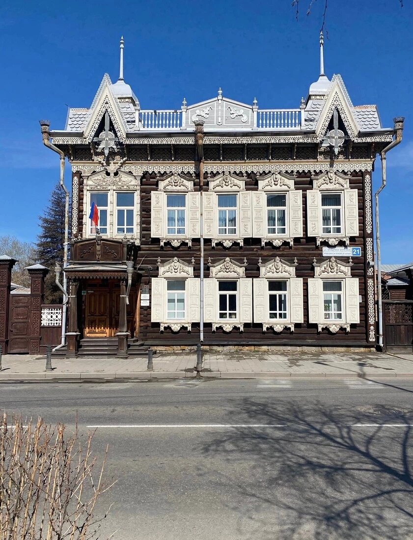 Дом купцов Шастиных. Фото: https://novodev-monastyr.ru/turizm/dom-shastinyh-irkutsk