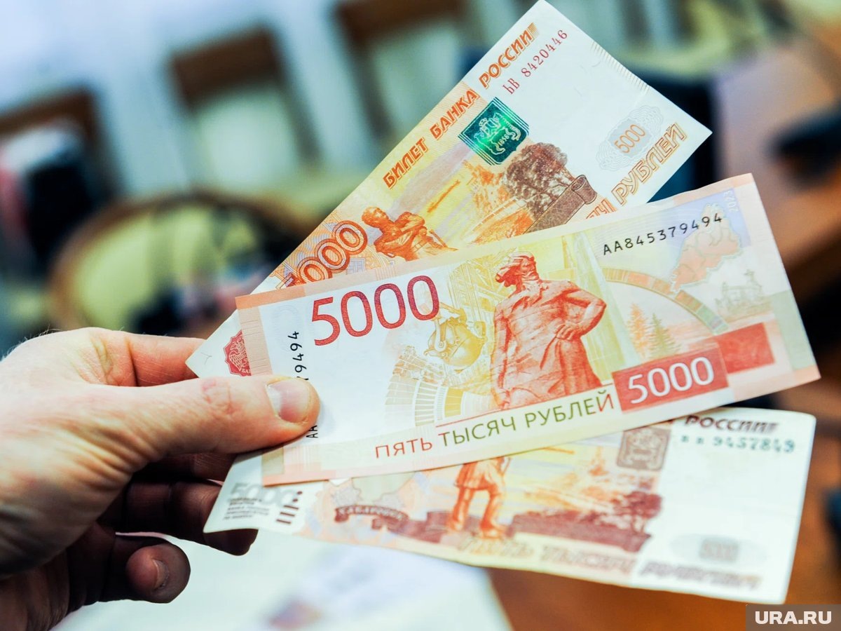     Аналитики «Выберу.ру» выяснили, что 25% россиян попросят прибавку без нагрузки