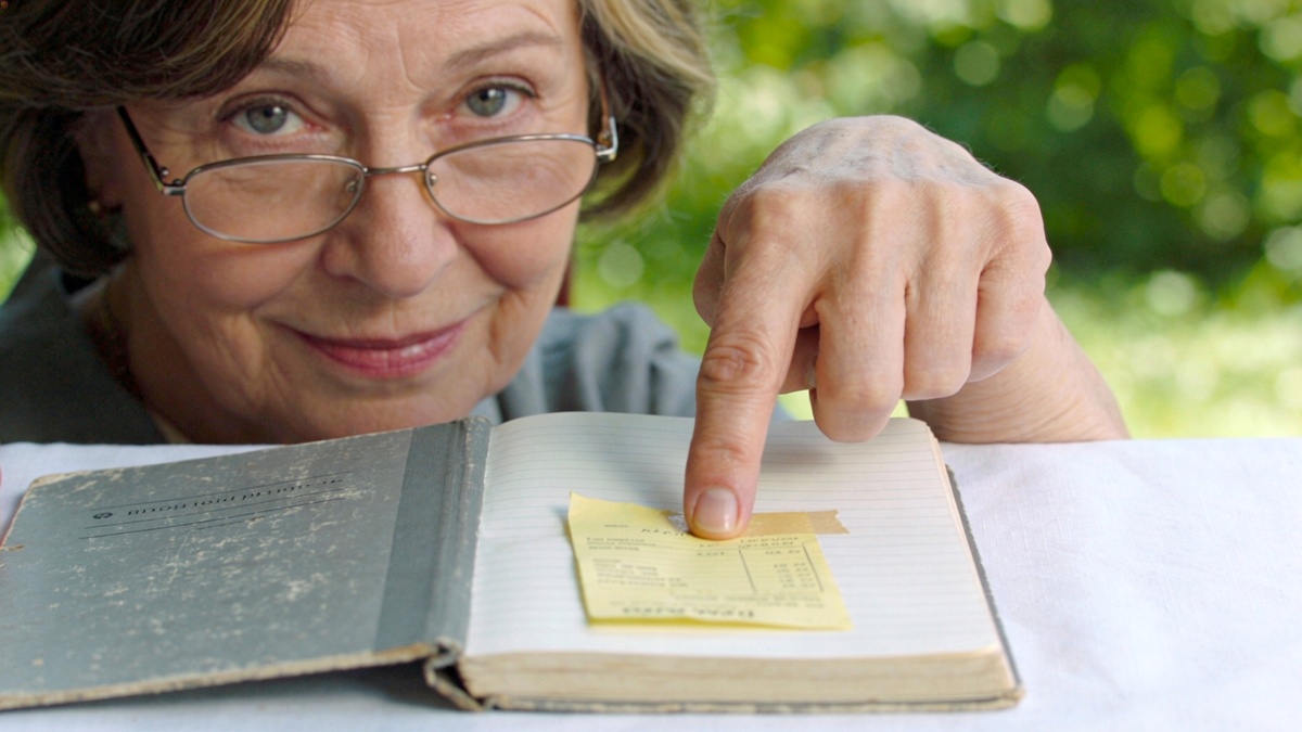 Муж забыл, на чьи деньги куплены кирпичи, но моя «серая тетрадь» помнила всё