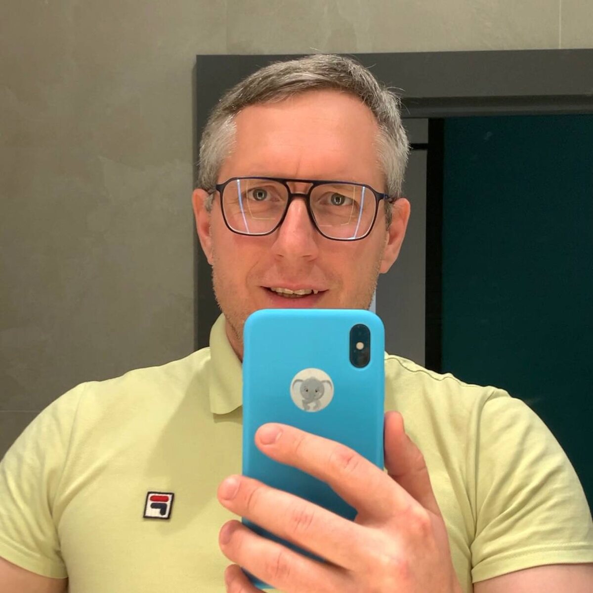 Правильное освещение в зеркале. Фото автора