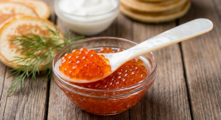    Оренбуржцам рассказали, как выбрать качественную красную икру Оренбуржье