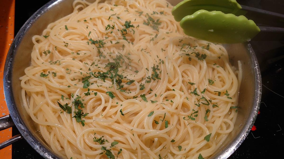    Секрет идеальных макарон скрыт в соленой воде