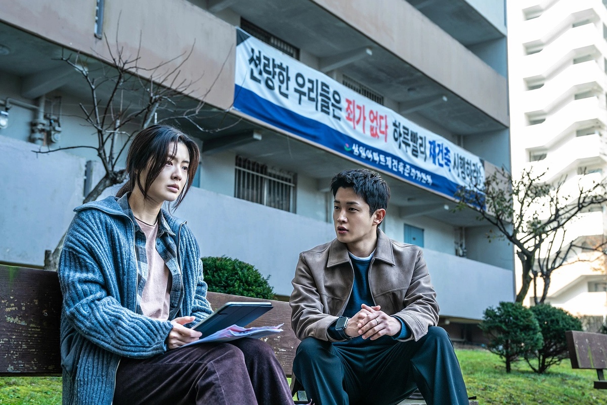 Кадр из к/ф «Шум». 