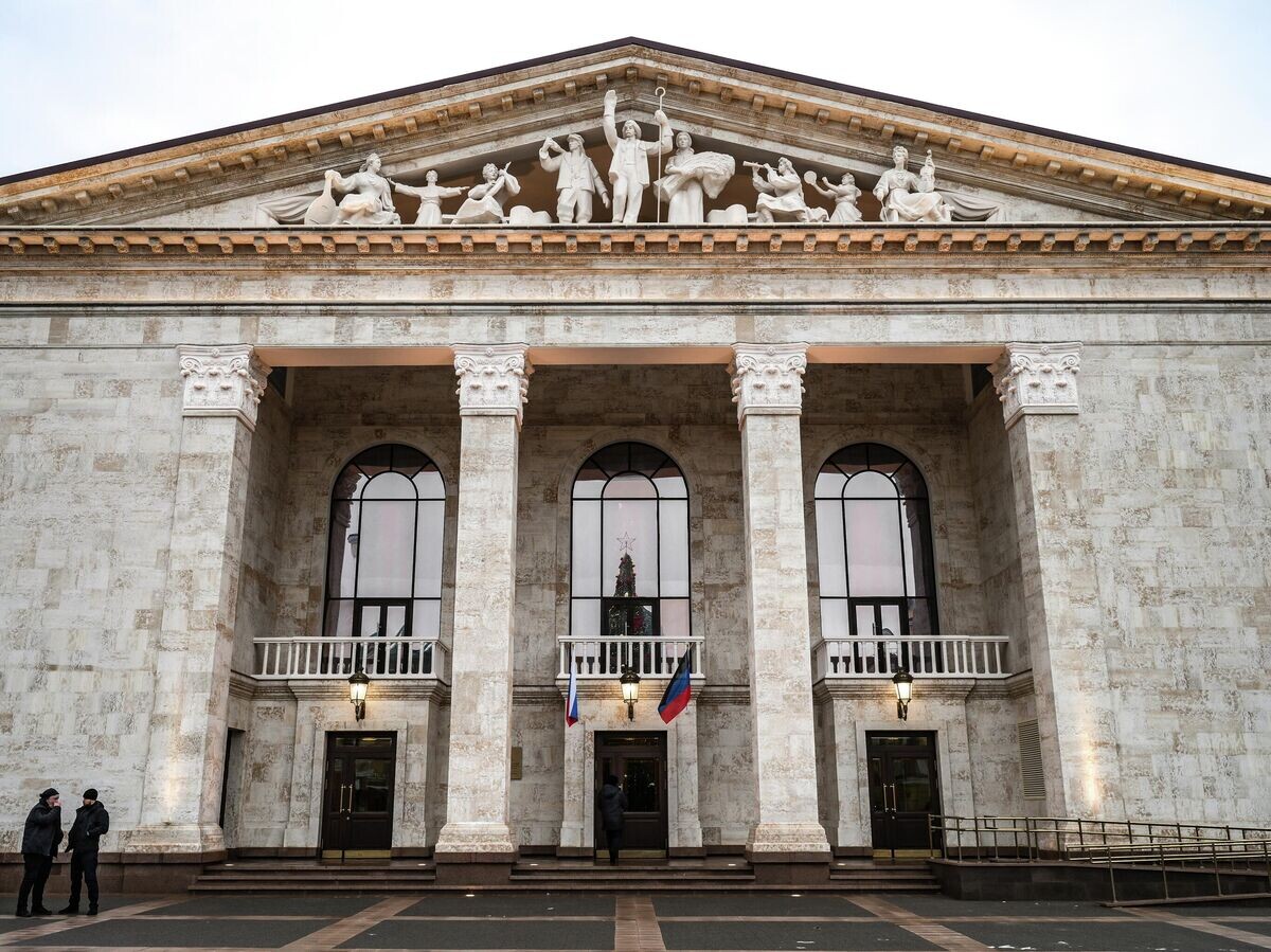    Открытие восстановленного Мариупольского драматического театра | © РИА Новости / Александр Иванов