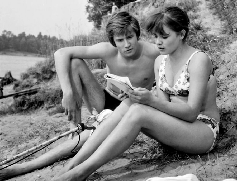 Сергей Насибов и Елена Цыплакова в фильме «Школьный вальс»