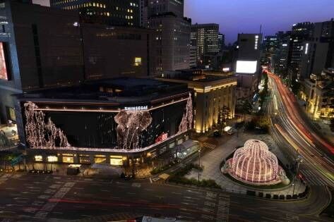 SHINSEGAE Department Store. Источник: Korea Tourism Organization.