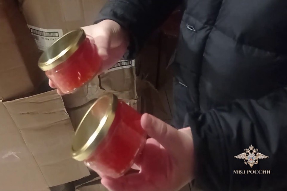    Подпольный цех по производству поддельной икры обнаружили в Люберцах Фото: стоп-кадр из видео
