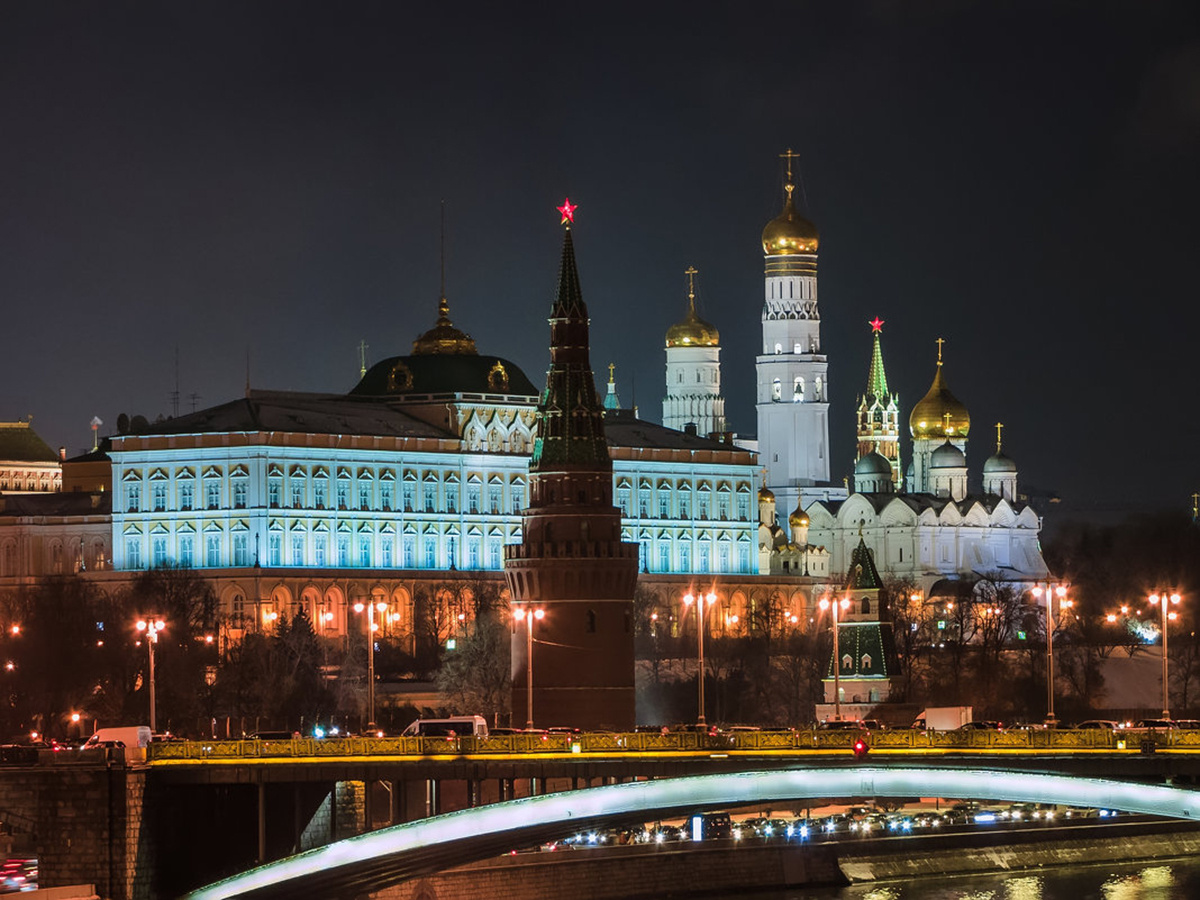 Подсветка знаменитого Московского Кремля