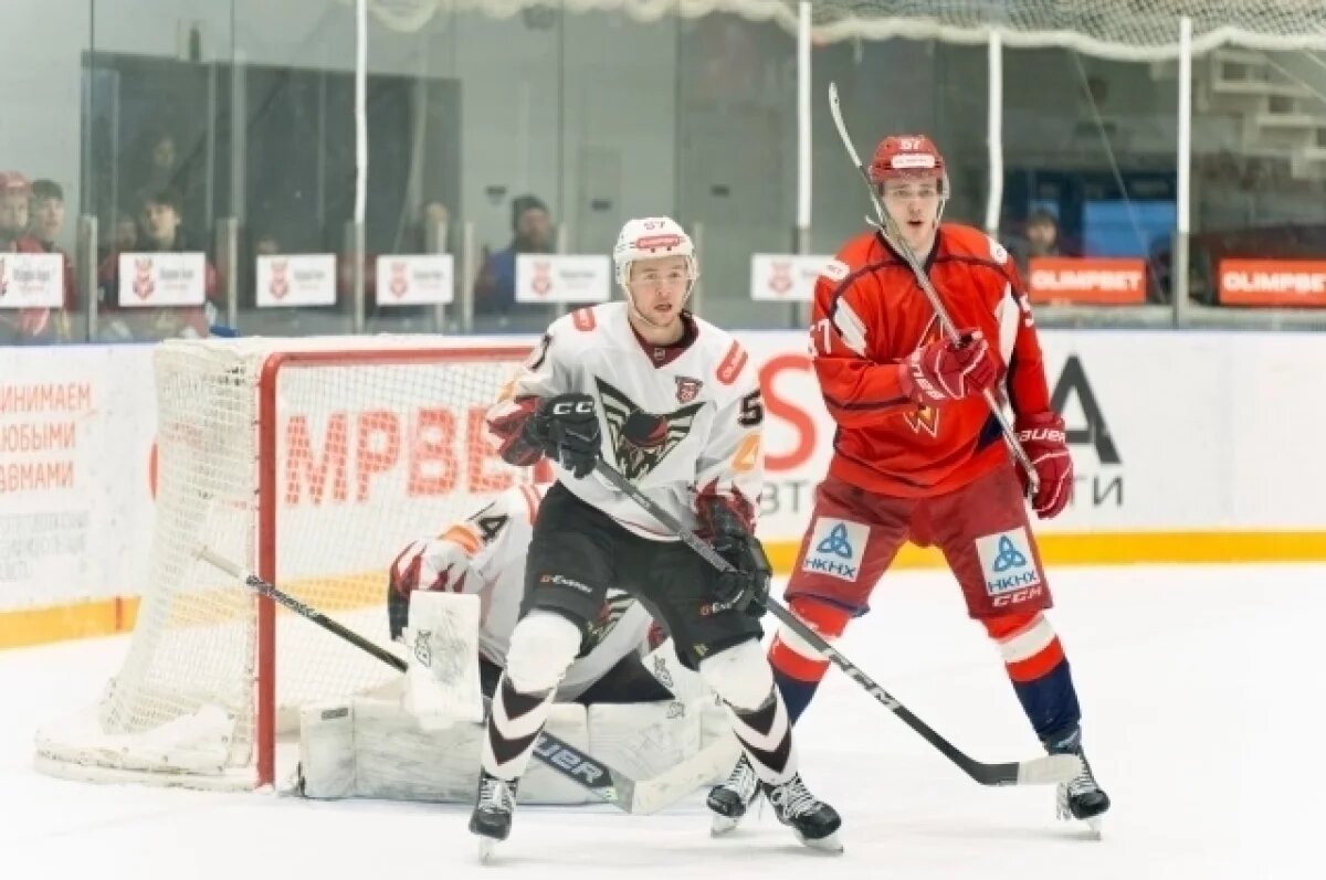    Хоккеисты «Ижстали» выиграли последней матч 2025 года
