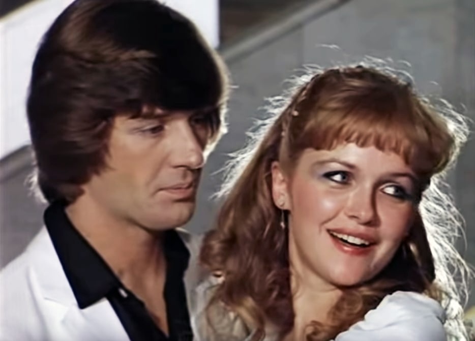 Главные герои "Чародеев" - Иванушка и Аленушка