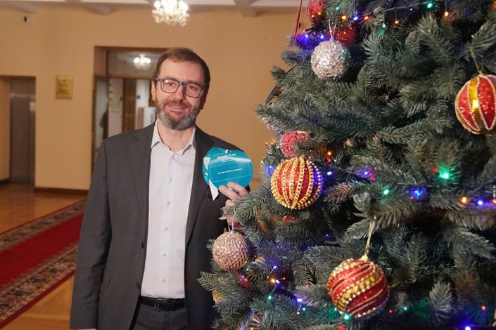    Александр Ведерников