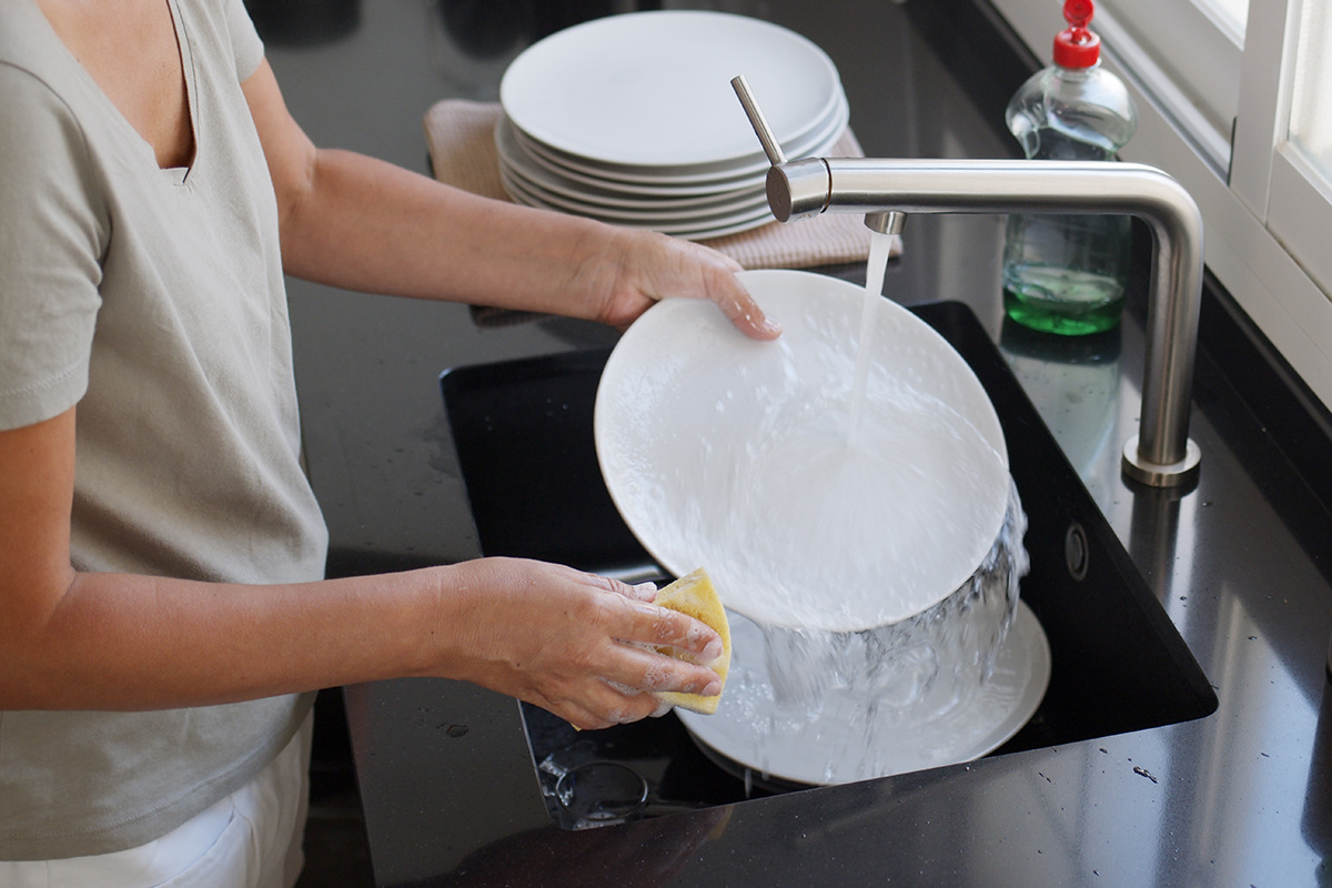 Valentyn Volkov / Shutterstock / FOTODOM📷В Рождество и в день перед ним нельзя заниматься уборкой и хозяйственными работами