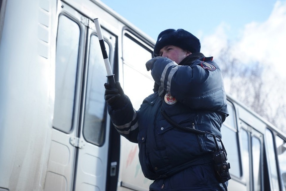    Пассажирский автобус врезался в опору ЛЭП в ЕАО Алексей БУЛАТОВ