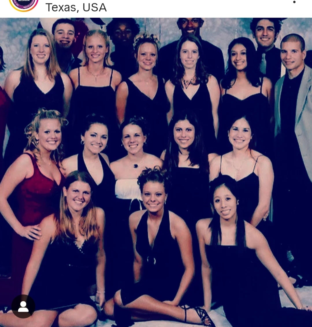 Источник Твиттер. Керем Бюрсин.