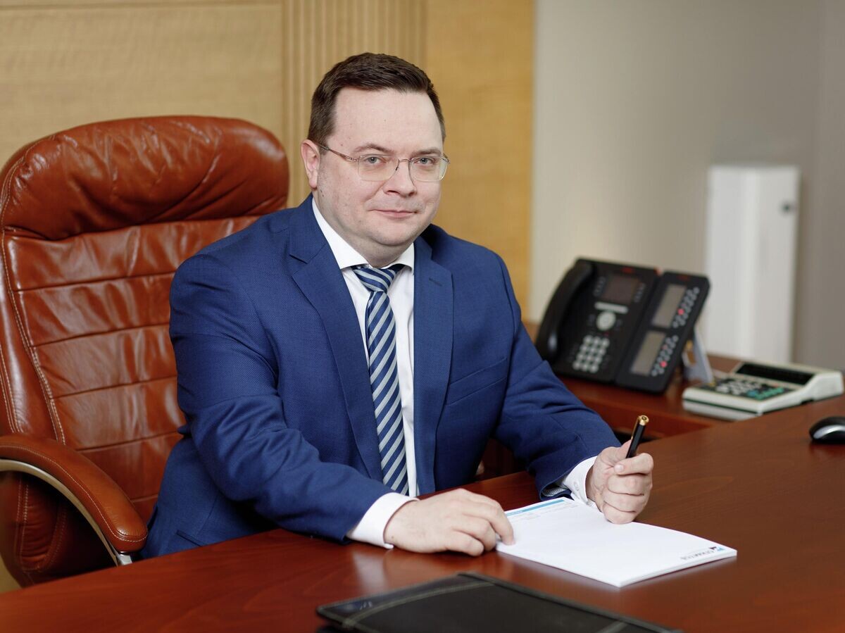    Старший вице-президент Петербургской биржи Антон Карпов© Фото : ALEXANDER ANTONOV