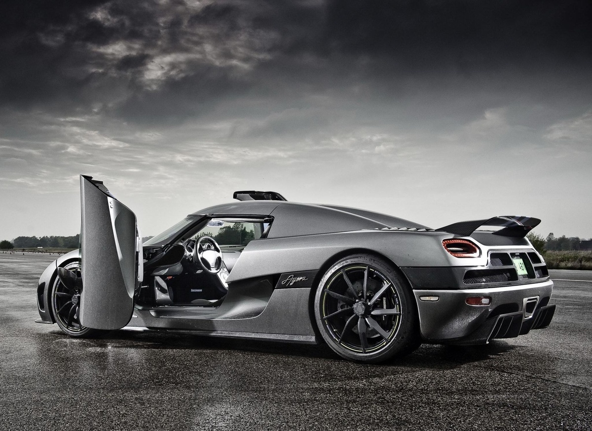 Фото Koenigsegg  📷
