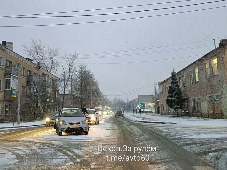     Фото: телеграм-канал "Псков за рулем"