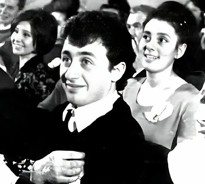 Леонид Якубович в молодости