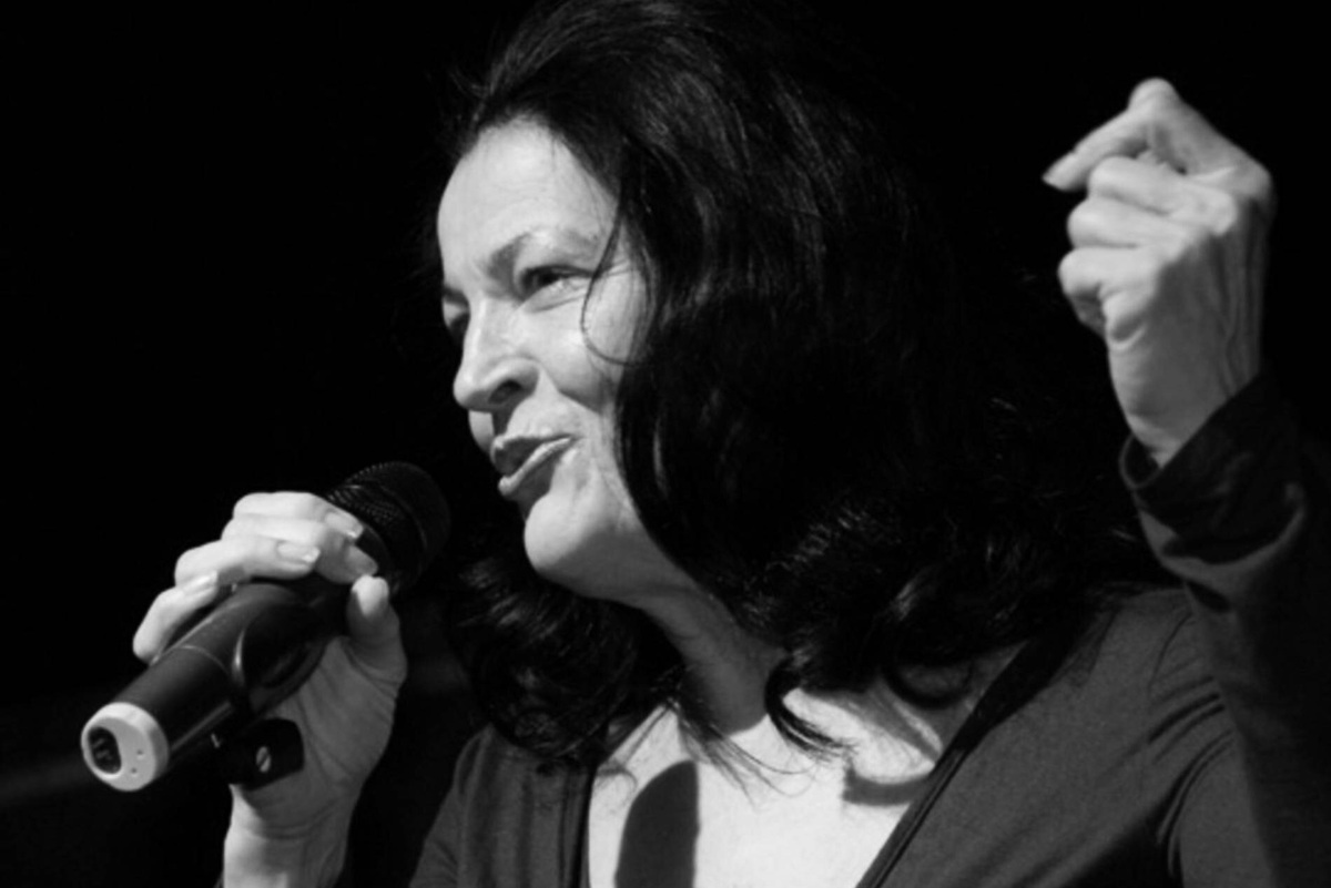     Умерла эмигрировавшая в Германию исполнительница хитов «Прекрасное далёко» и «Пообещайте мне любовь» Татьяна Дасковская