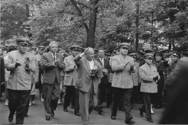 Никита Хрущев в ГДР