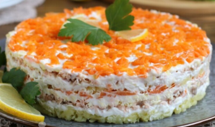 Готовим салат Лисья шубка: яркий, вкусный и необычный на праздничный стол