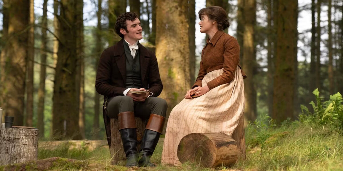 Мэри с одним из своих поклонников - кадр из сериала