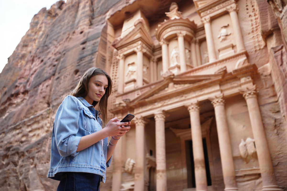 Мобильные eSIM операторы интернет-связи в Петре