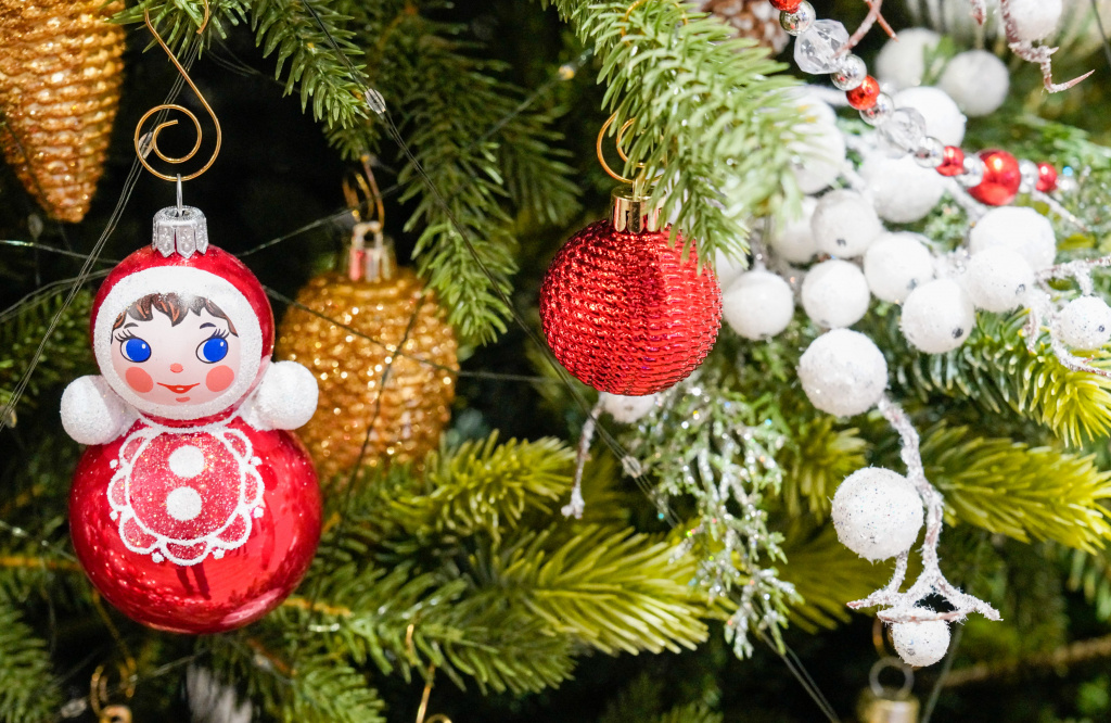    Праздничный Когалым для взрослых и детей