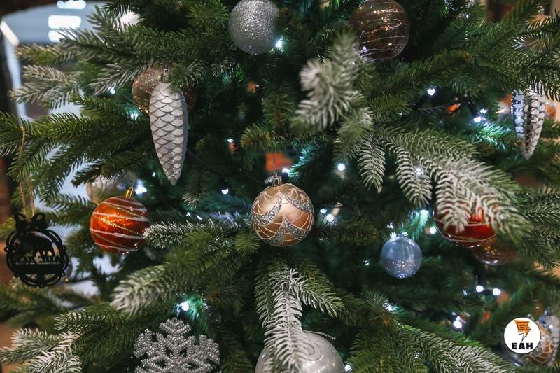    ЕАН. Новогодняя елка