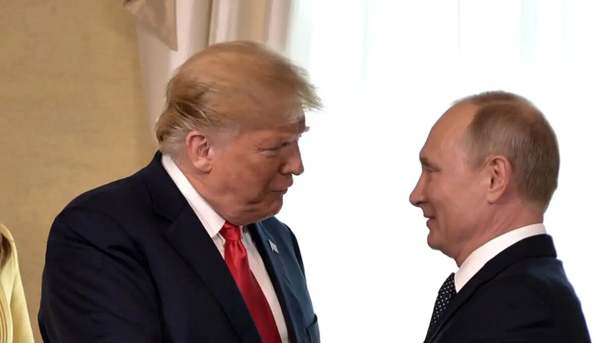    Президент США Дональд Трамп и российский лидер Владимир Путин. © Пресс-служба Кремля