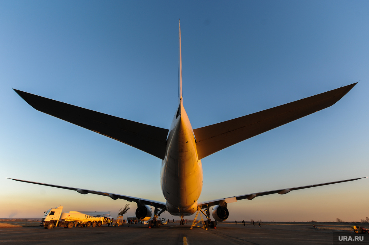 Боинг мог упасть и на сушу, такую версию Попов не исключает. Фото: Вадим Ахметов © URA.RU