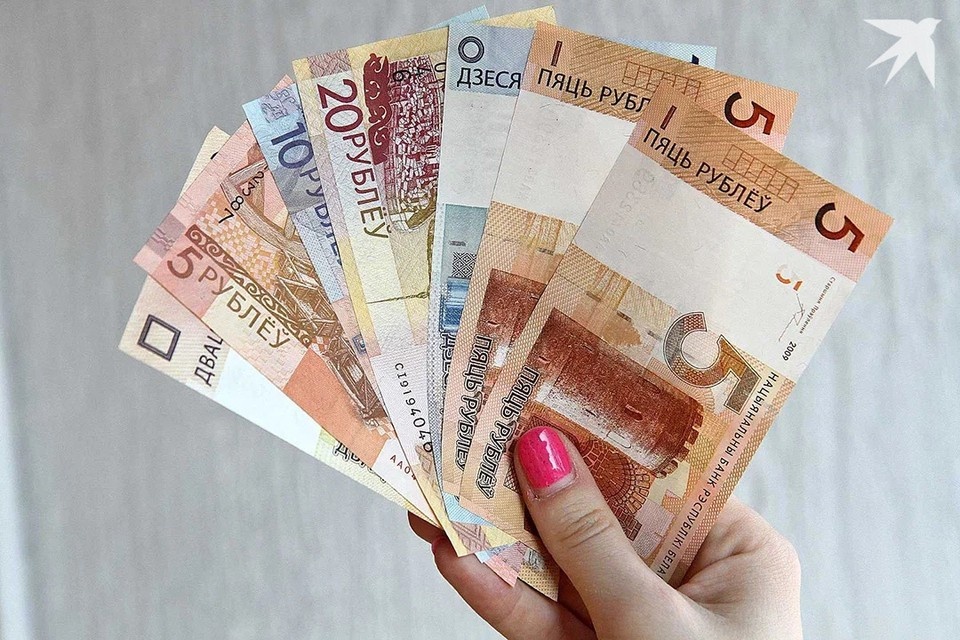    Путин разрешил перечислять алименты из России на счета в Беларуси. Снимок носит иллюстративный характер. Виктор ГИЛИЦКИЙ